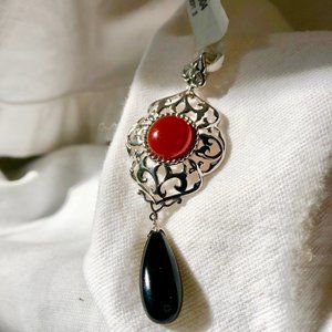 SALE Beautiful 925 pendant with carnelian & onyx